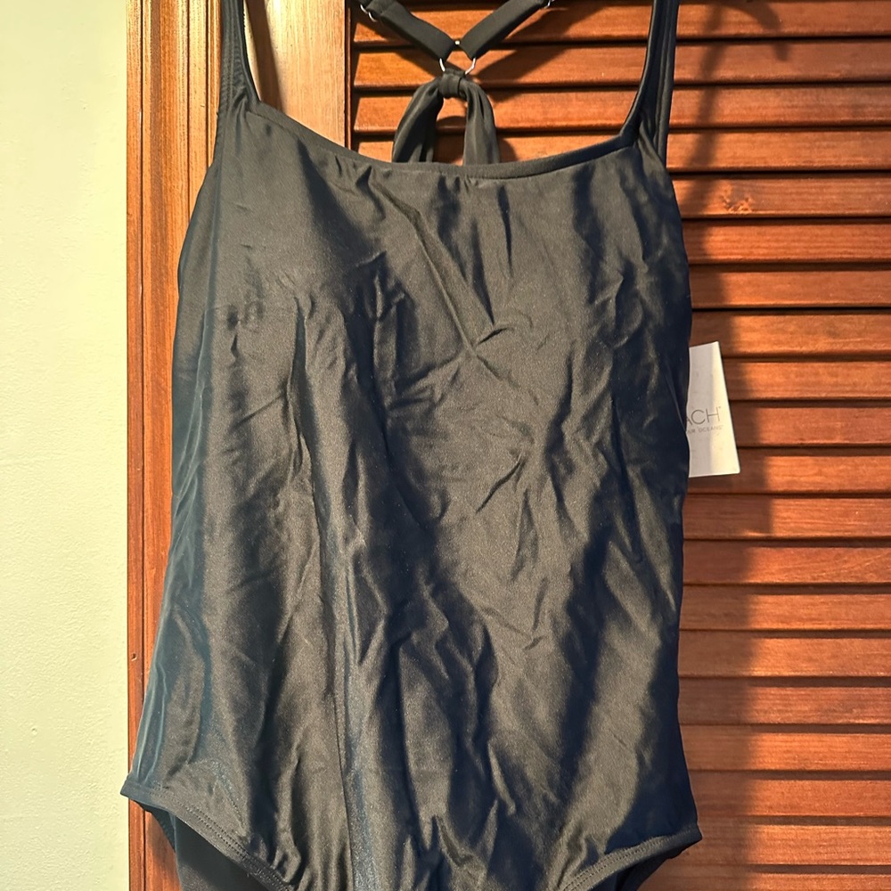 Black One Piece Swimsuit with Strappy Back Women’s Large NWT